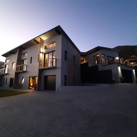 Black Eagle Self-Catering Accommodation, Hermanus Buitenkant foto