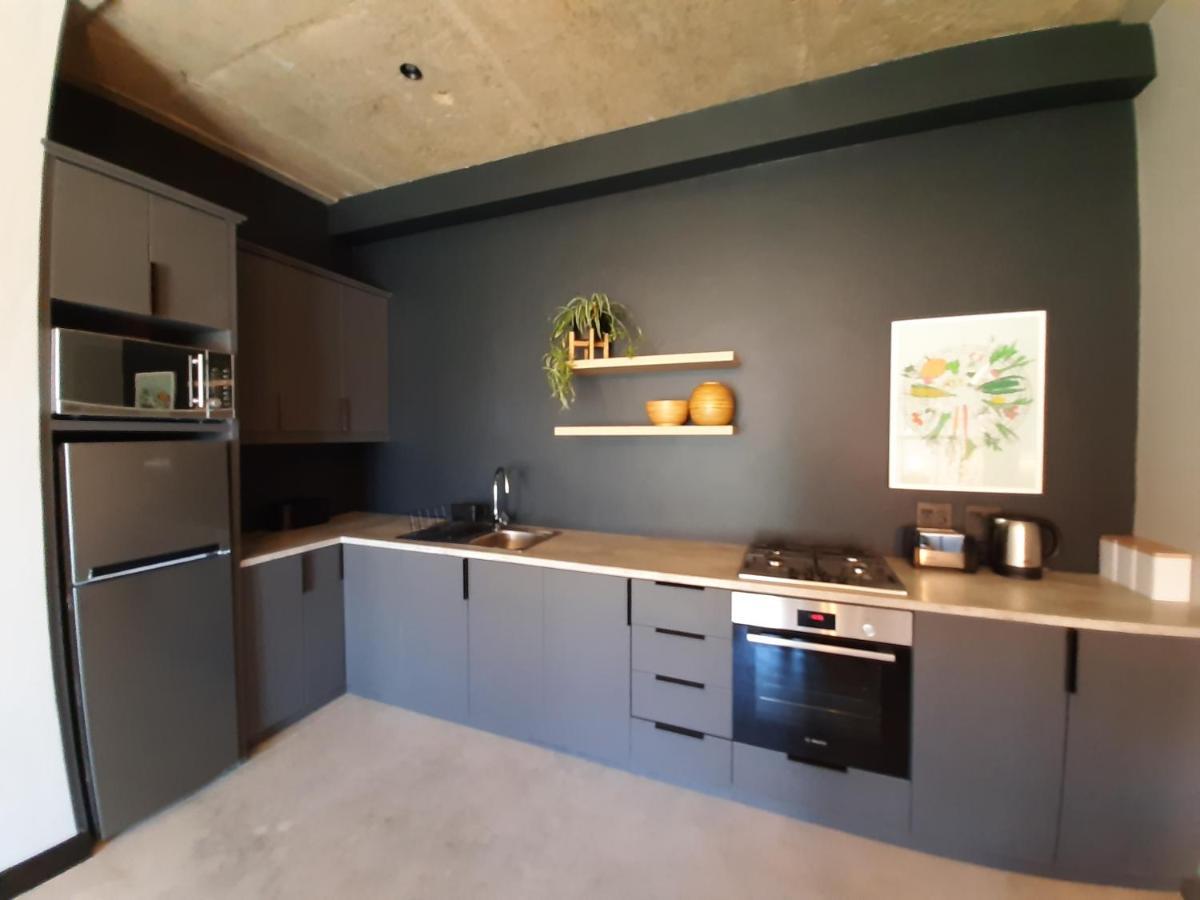 Black Eagle Self-Catering Accommodation, Hermanus Buitenkant foto
