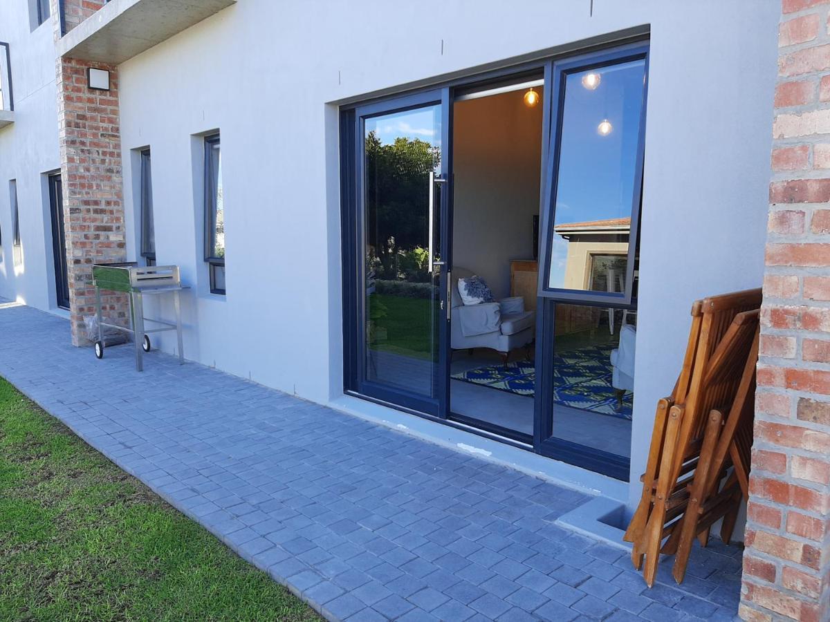 Black Eagle Self-Catering Accommodation, Hermanus Buitenkant foto